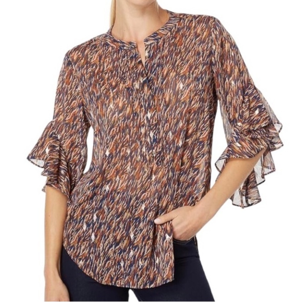 Vince Camuto Flutter Sleeve Top